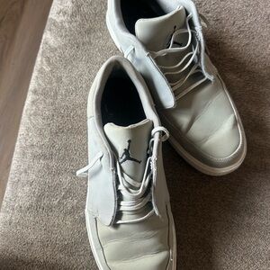 Jordan Men's Light Gray Sneakers